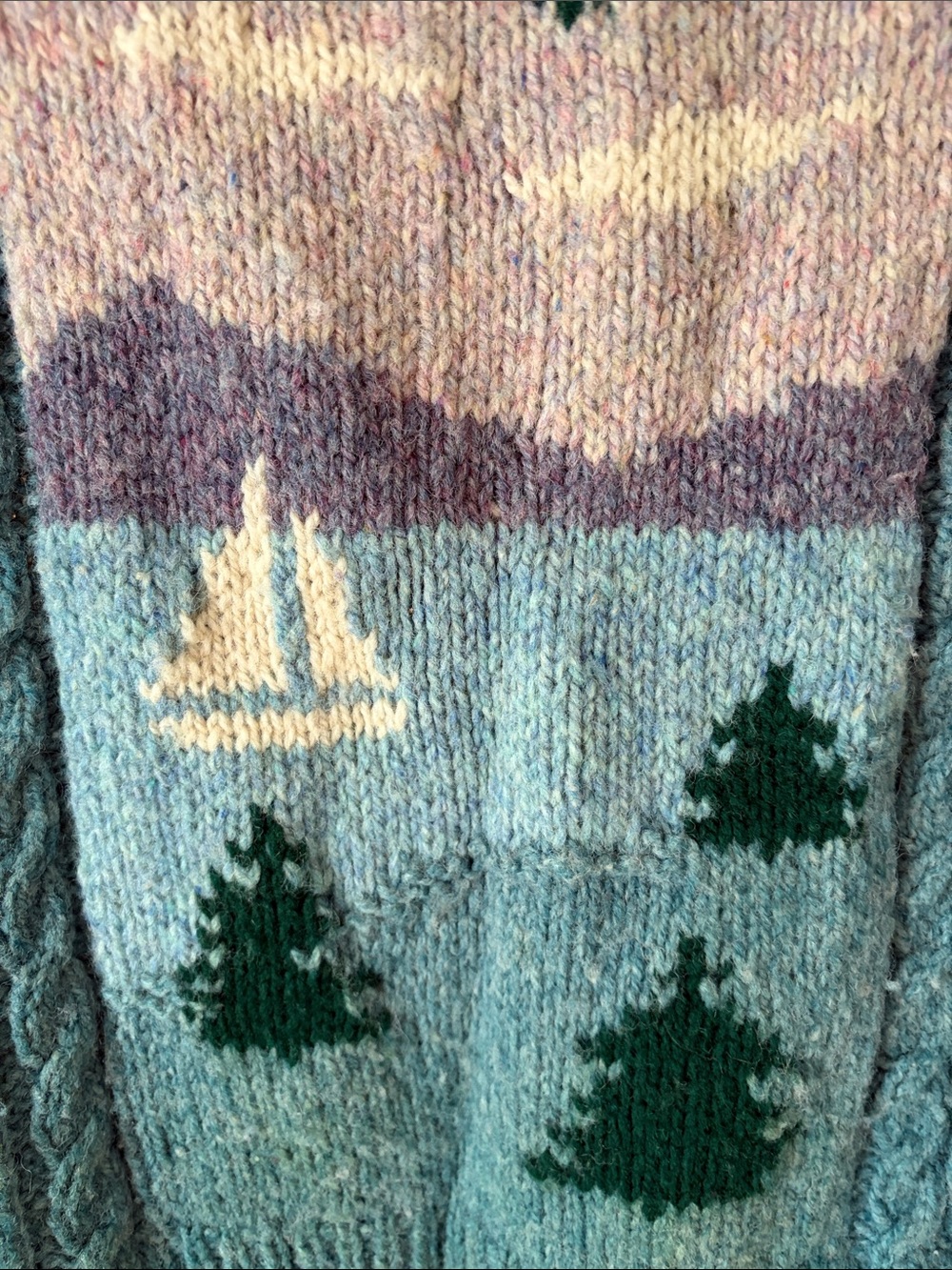One of a Kind Coastal Sweater Vest - Picture 4 of 7